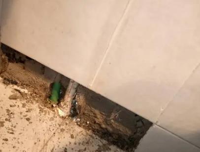 麟游楼顶漏水维修公司分享下修复水管漏水的几种小方法